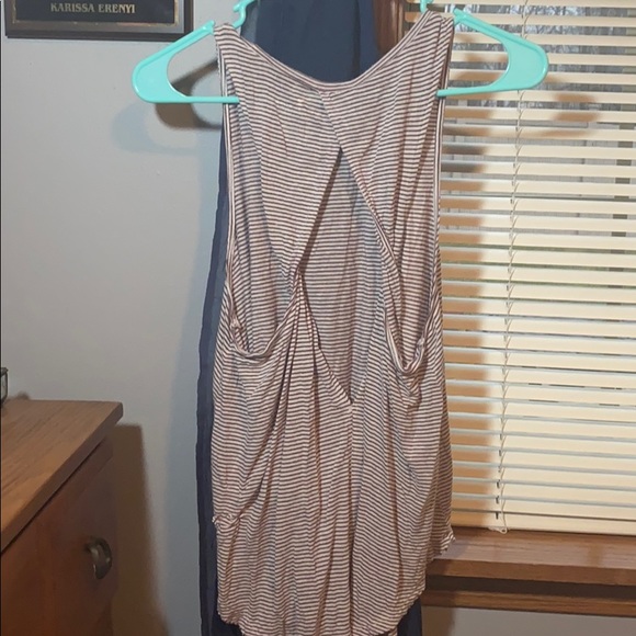 Tank top - Picture 2 of 3